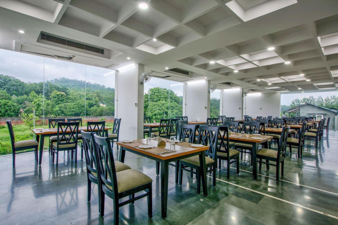 The Cloyster Resort And Spa Ramnagar  Luaran gambar